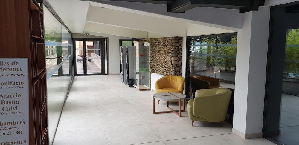 Castel Vecchio Hotel อฌักซิโอ้ ภายนอก รูปภาพ