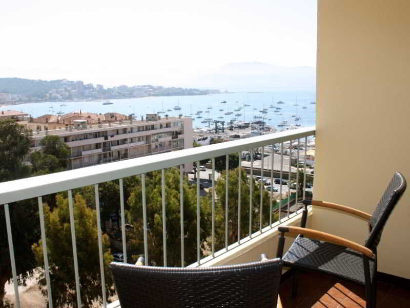 Castel Vecchio Hotel อฌักซิโอ้ ภายนอก รูปภาพ